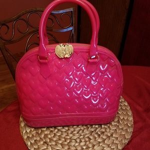 Luv Betsy Kelly satchel